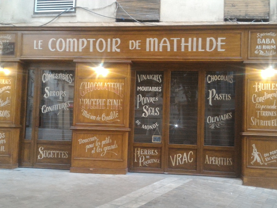 Un comptoir à Toulon