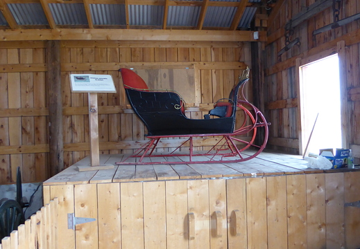 L'écurie du village-musée de Lander et sa collections de véhicules d'époque